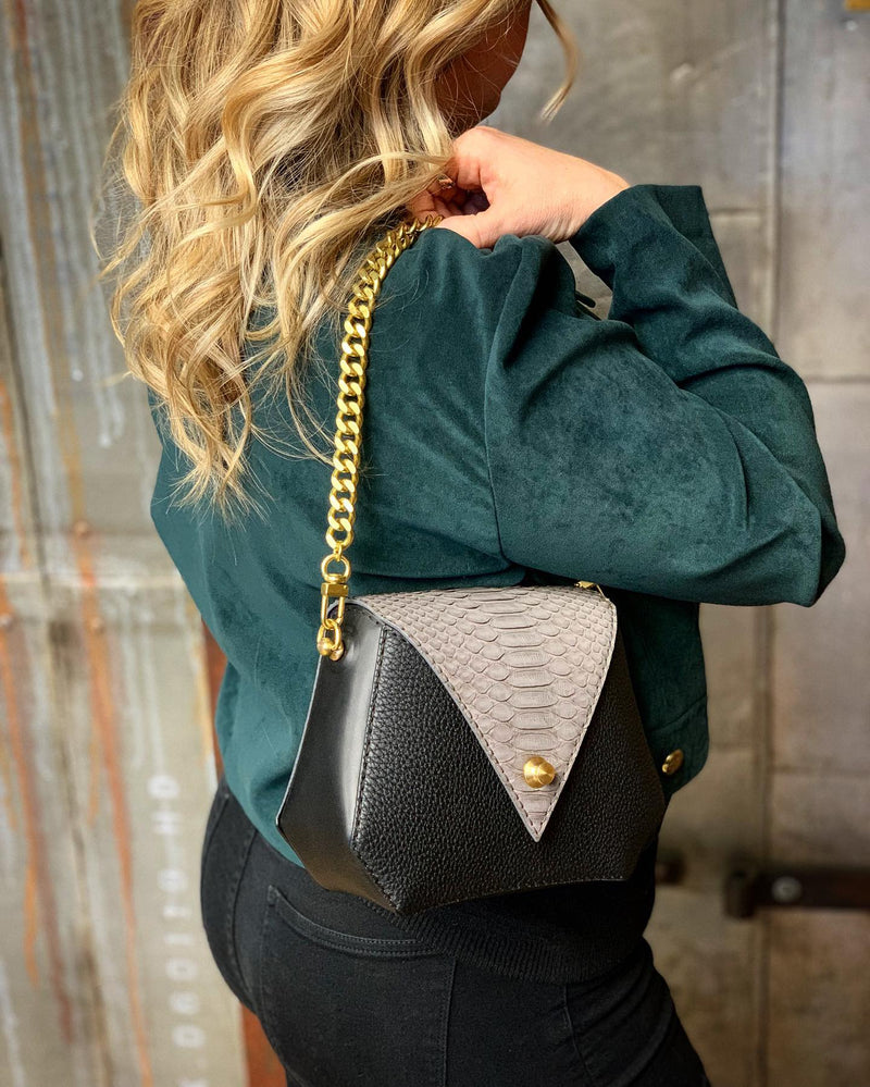 H I X . M I N I . A P R I C O T